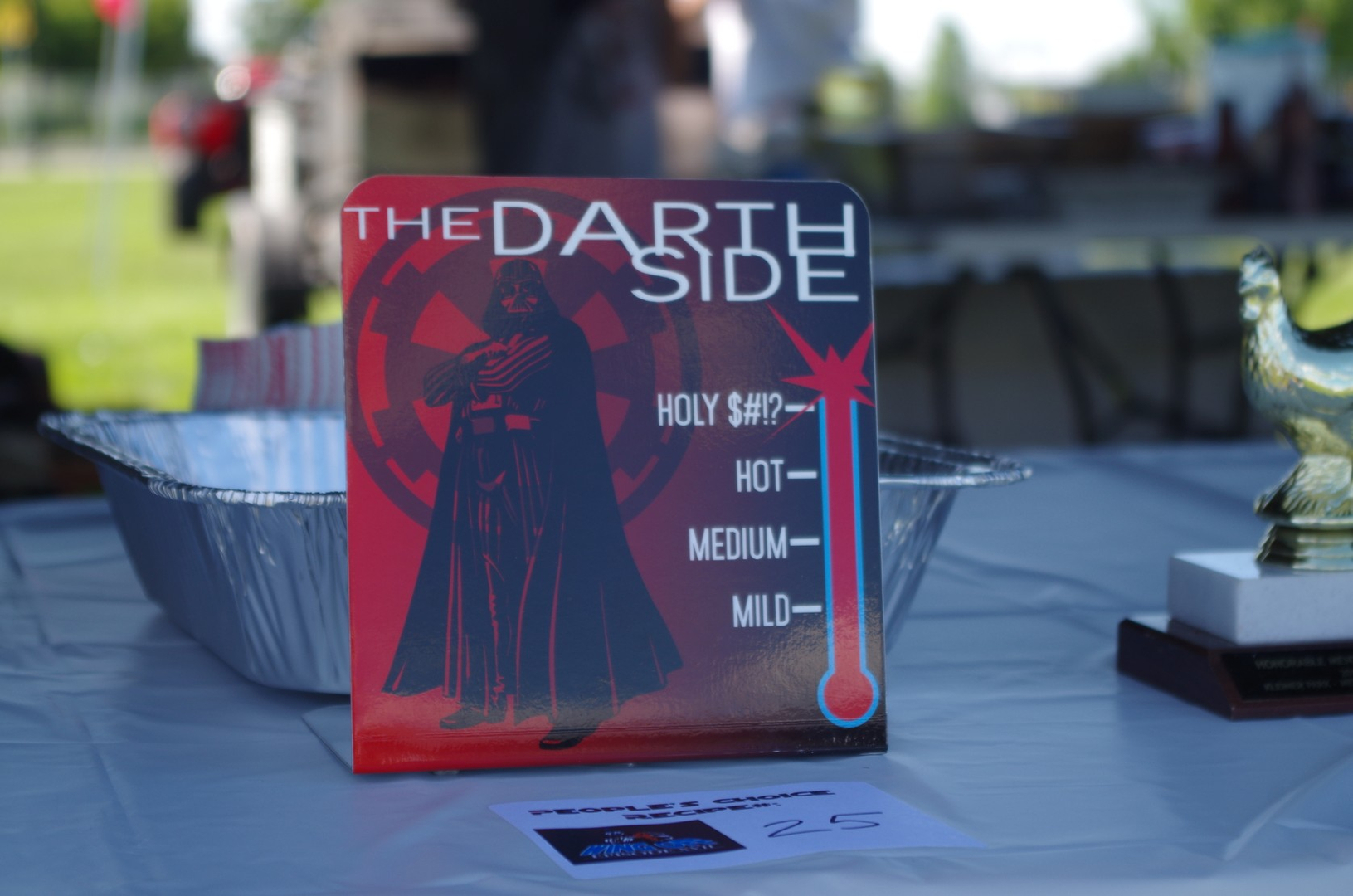 A sign that reads that Darth Side